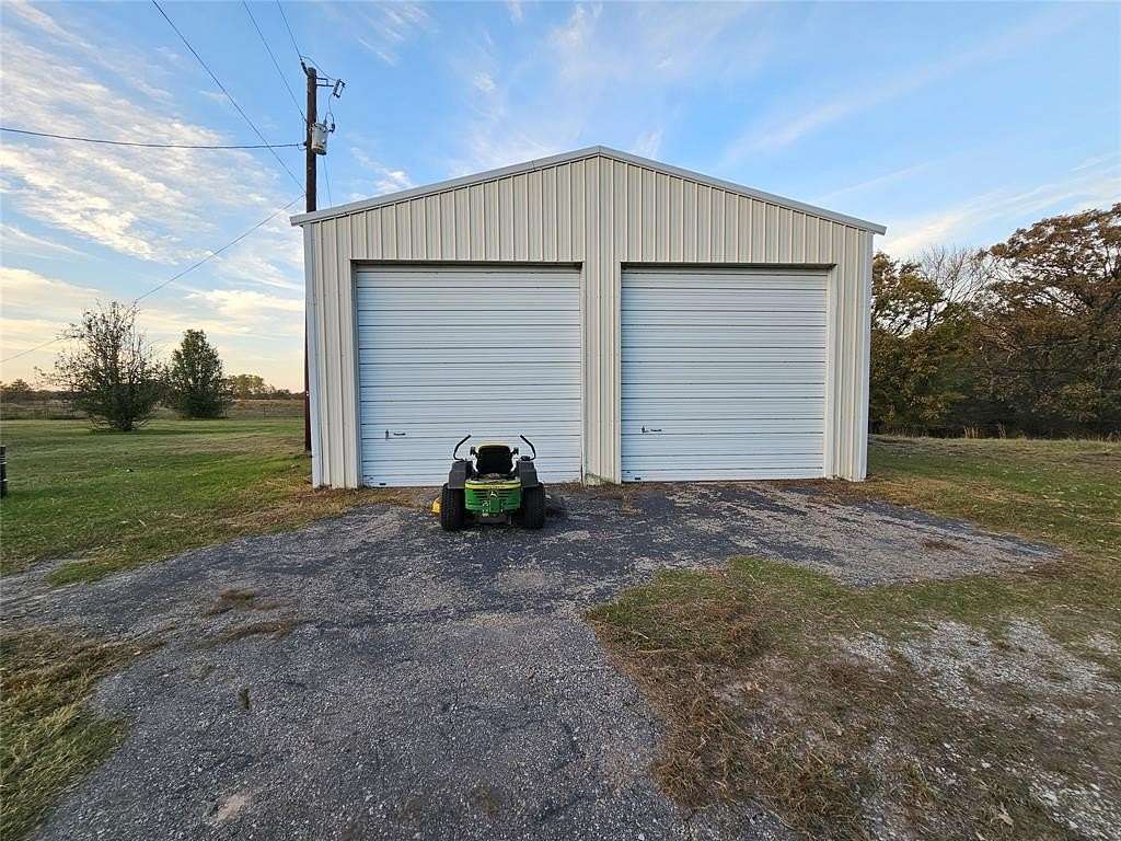 9.25 Acres of Residential Land for Sale in Emory, Texas