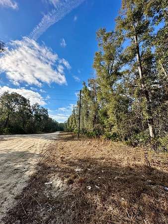 5.84 Acres of Residential Land for Sale in Old Town, Florida