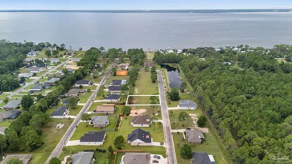 0.31 Acres of Residential Land for Sale in Milton, Florida