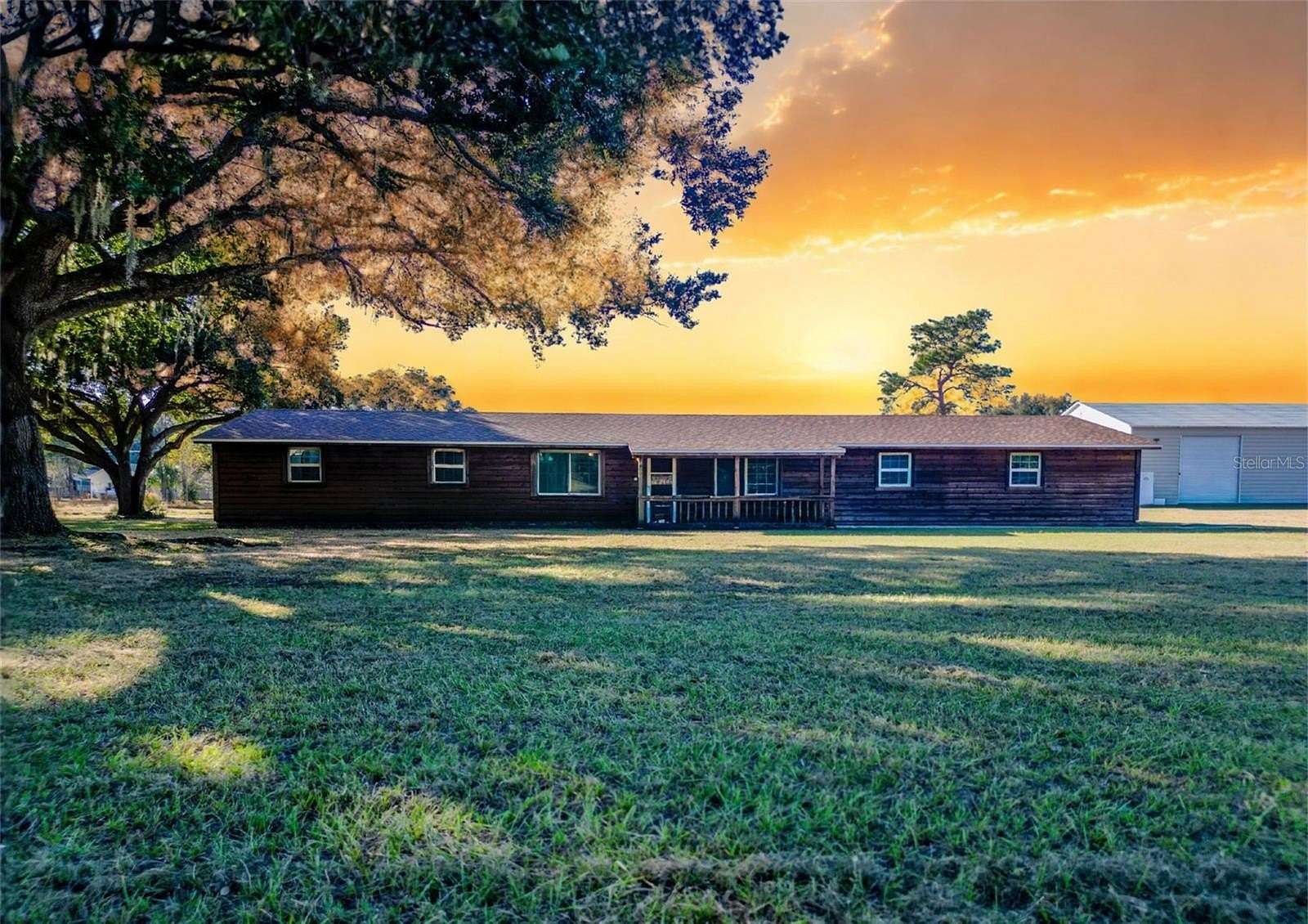 2.2 Acres of Residential Land with Home for Lease in Zephyrhills, Florida