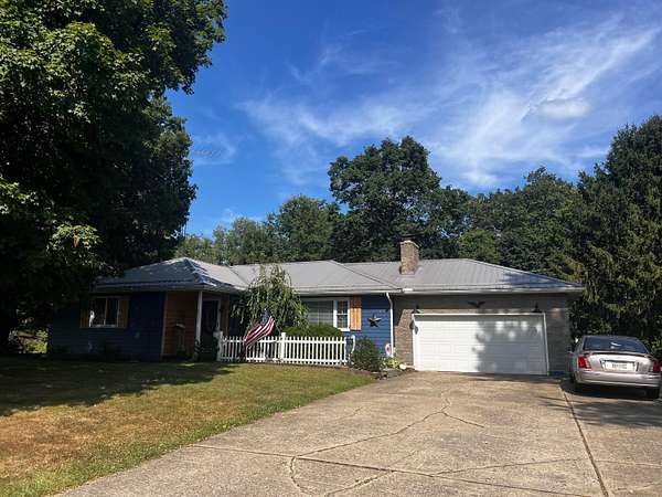 1.55 Acres of Residential Land with Home for Sale in Utica, Ohio