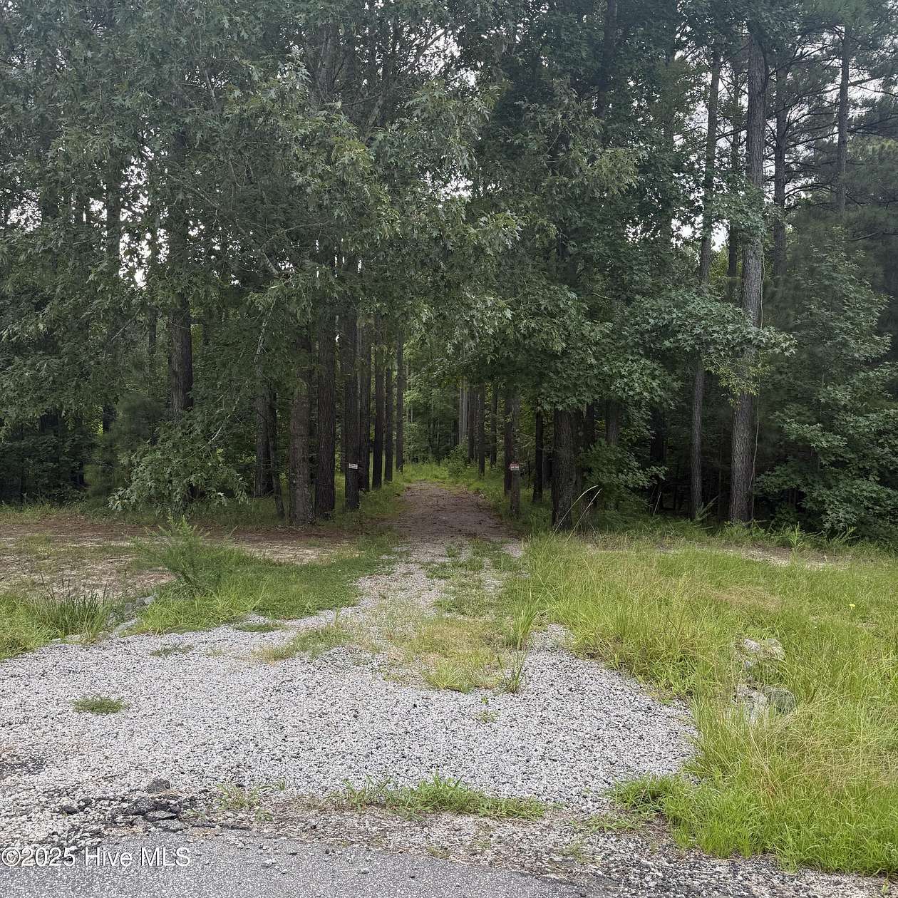 2 Acres of Residential Land for Sale in Edenton, North Carolina