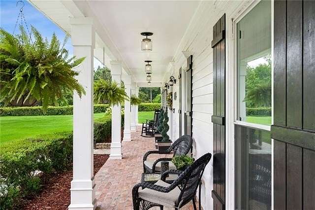 2 Acres of Residential Land with Home for Sale in Ponchatoula, Louisiana