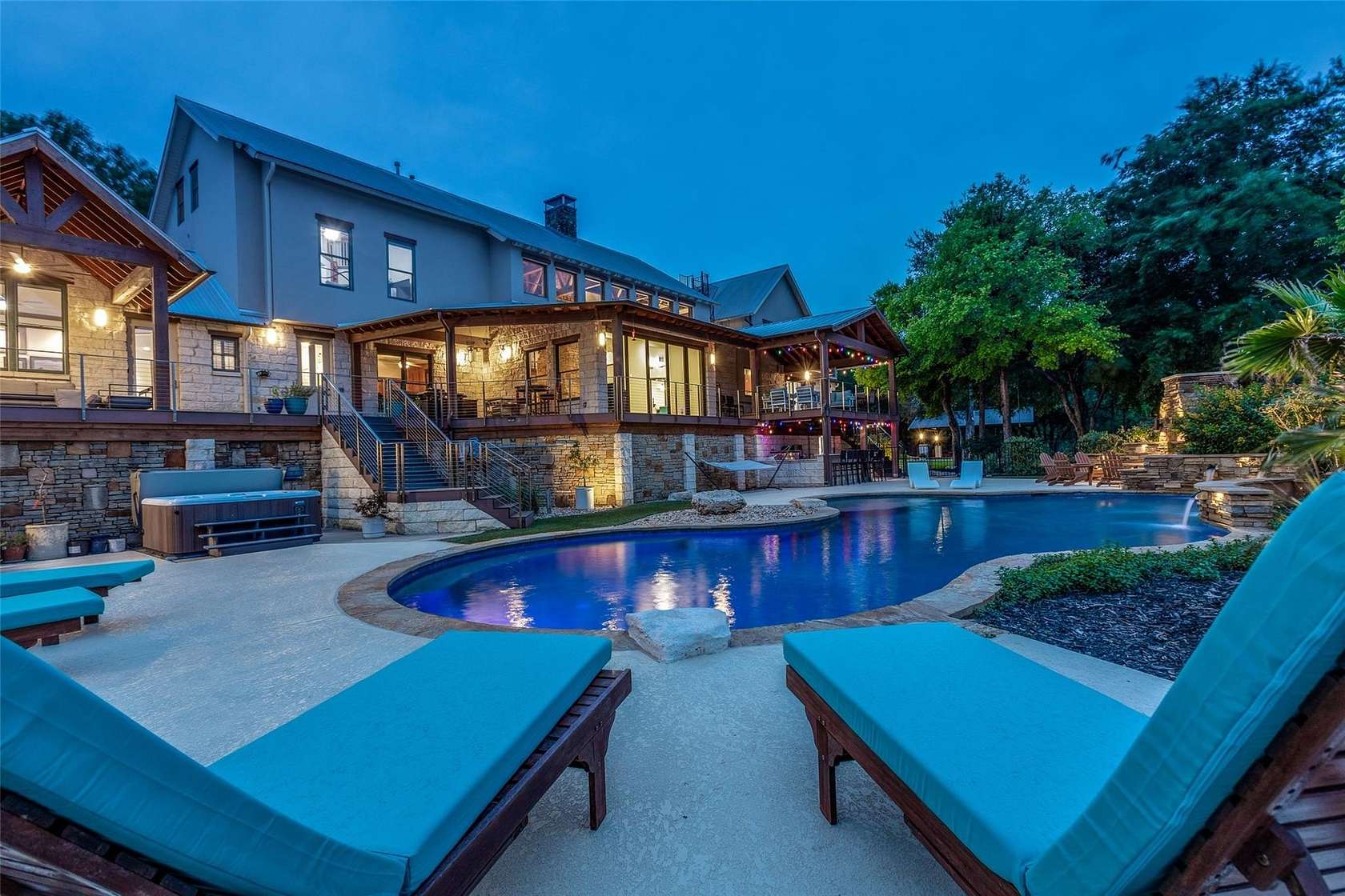 6.52 Acres of Land with Home for Sale in Georgetown, Texas