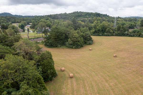 85 Acres of Land for Sale in Somerset, Kentucky