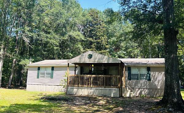 1.5 Acres of Land with Home for Sale in Many, Louisiana