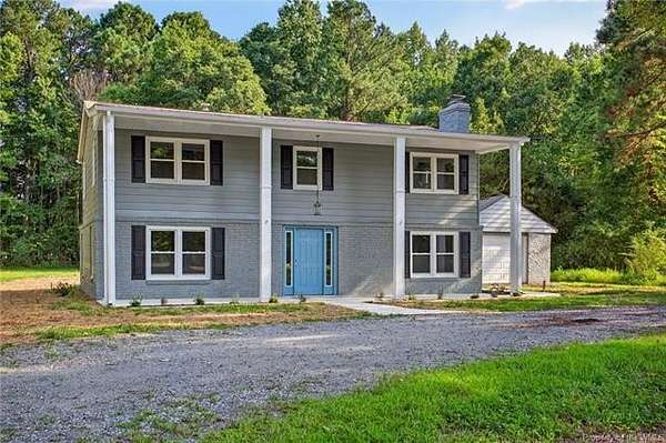 2 Acres of Residential Land with Home for Sale in Gloucester, Virginia