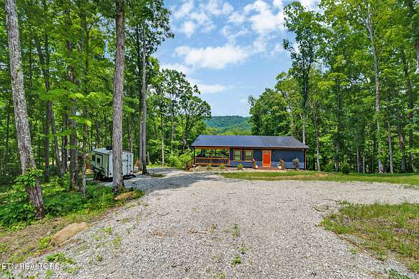 16 Acres of Land with Home for Sale in Jamestown, Tennessee