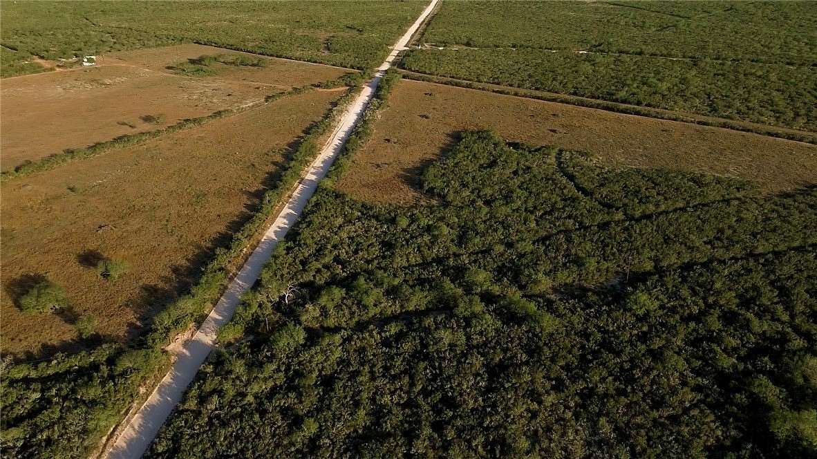 102 Acres of Recreational Land & Farm for Sale in San Diego, Texas