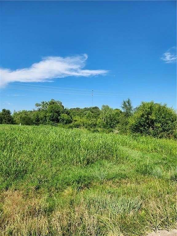 8 Acres of Land for Sale in Missouri City, Missouri
