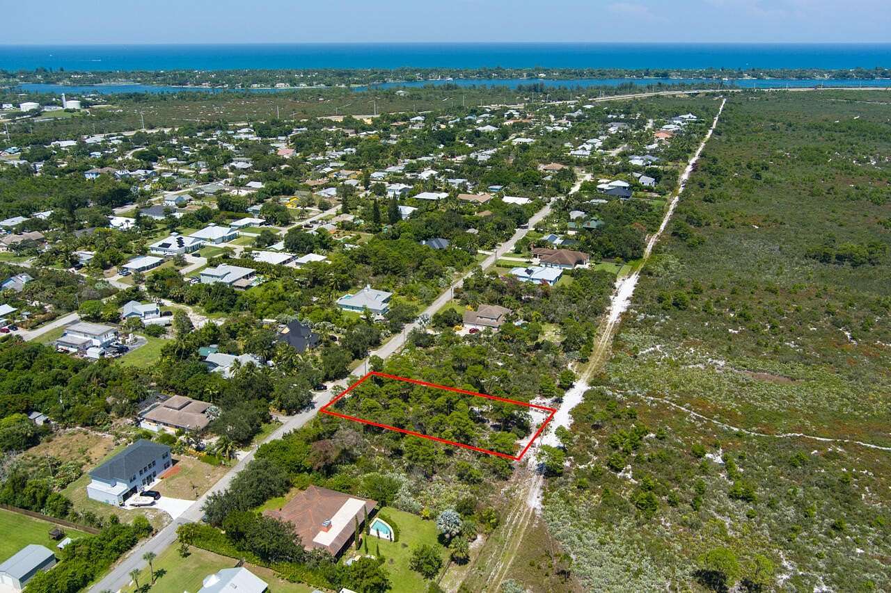 0.5 Acres of Residential Land for Sale in Hobe Sound, Florida