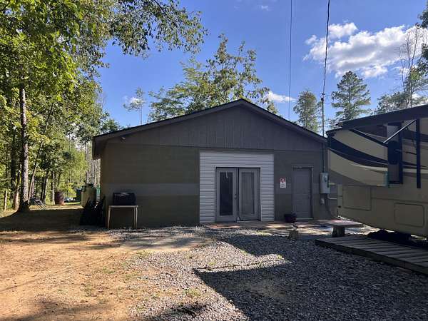 5.47 Acres of Improved Land for Sale in Charleston, Tennessee