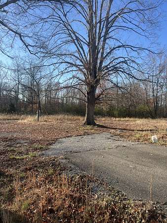 2.3 Acres of Residential Land for Sale in McMinnville, Tennessee