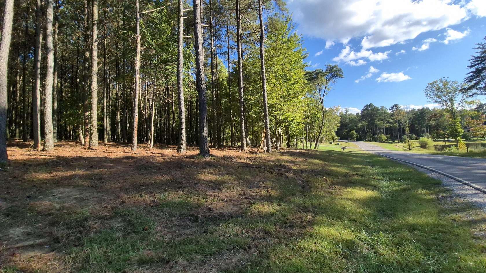 1.12 Acres of Residential Land for Sale in Jasper, Tennessee