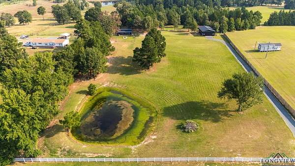 4 Acres of Residential Land for Sale in Jefferson, Texas