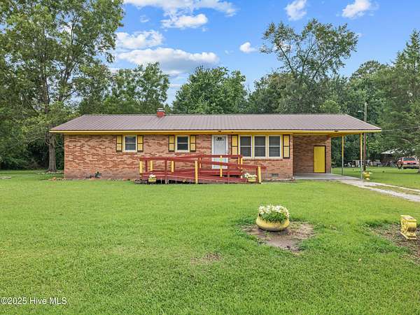 2 Acres of Residential Land with Home for Sale in Jacksonville, North Carolina