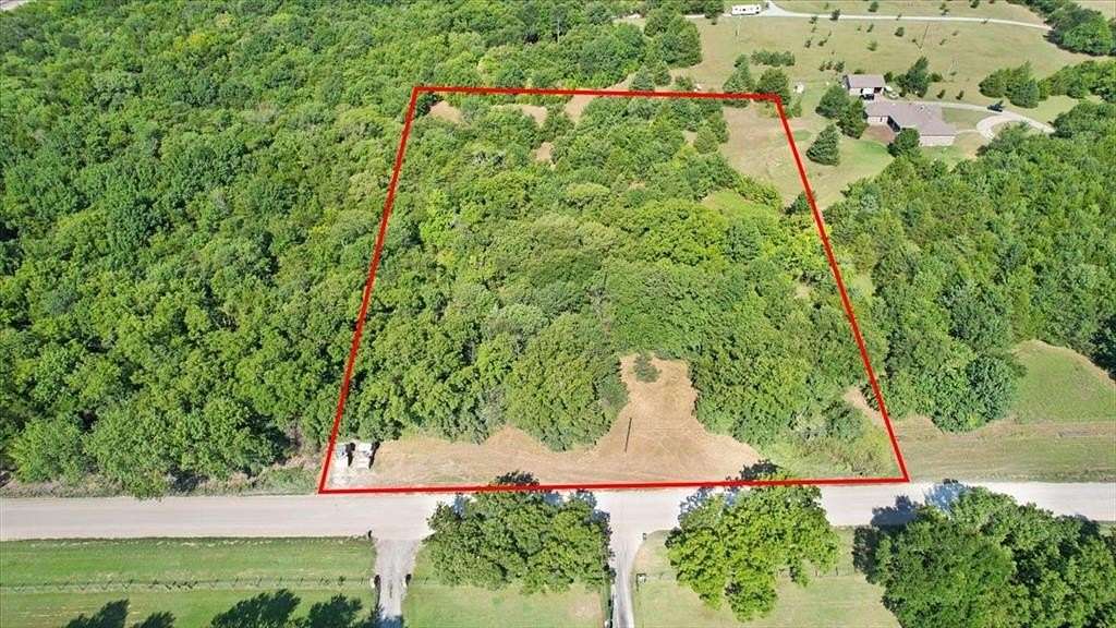5 Acres of Land for Sale in Denison, Texas