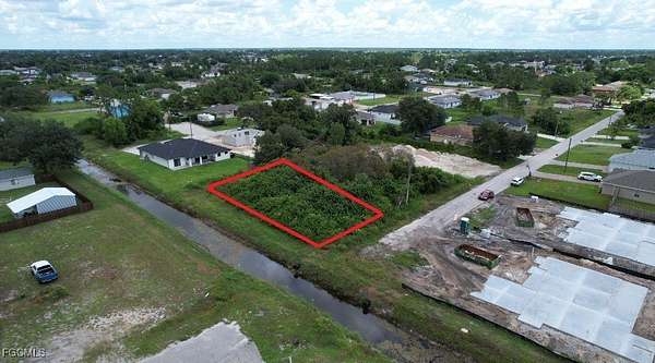 0.25 Acres of Residential Land for Sale in Lehigh Acres, Florida