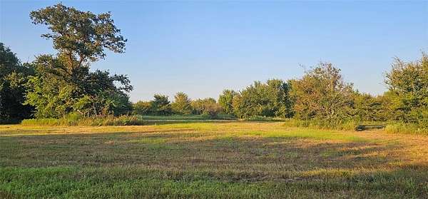 10 Acres of Land for Sale in Canton, Texas