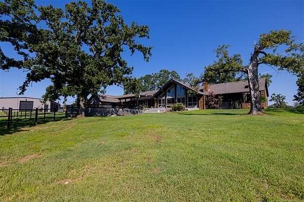 4.29 Acres of Residential Land with Home for Sale in Claremore, Oklahoma