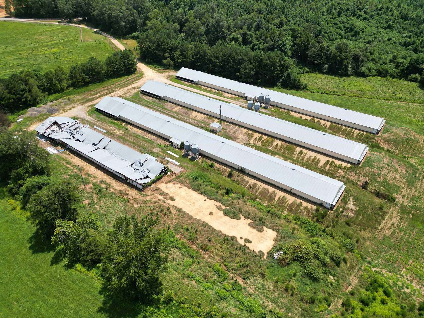 41 Acres of Land with Home for Sale in Hamilton, Alabama