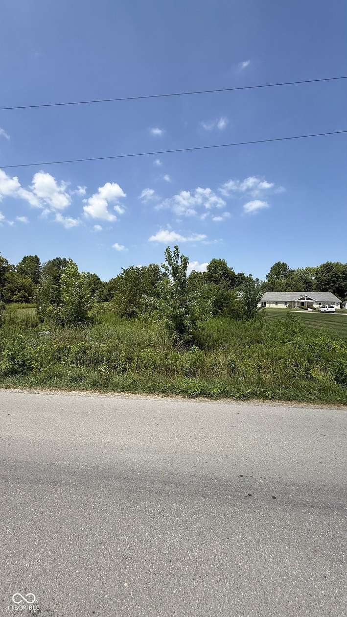 1.17 Acres of Commercial Land for Sale in Zionsville, Indiana