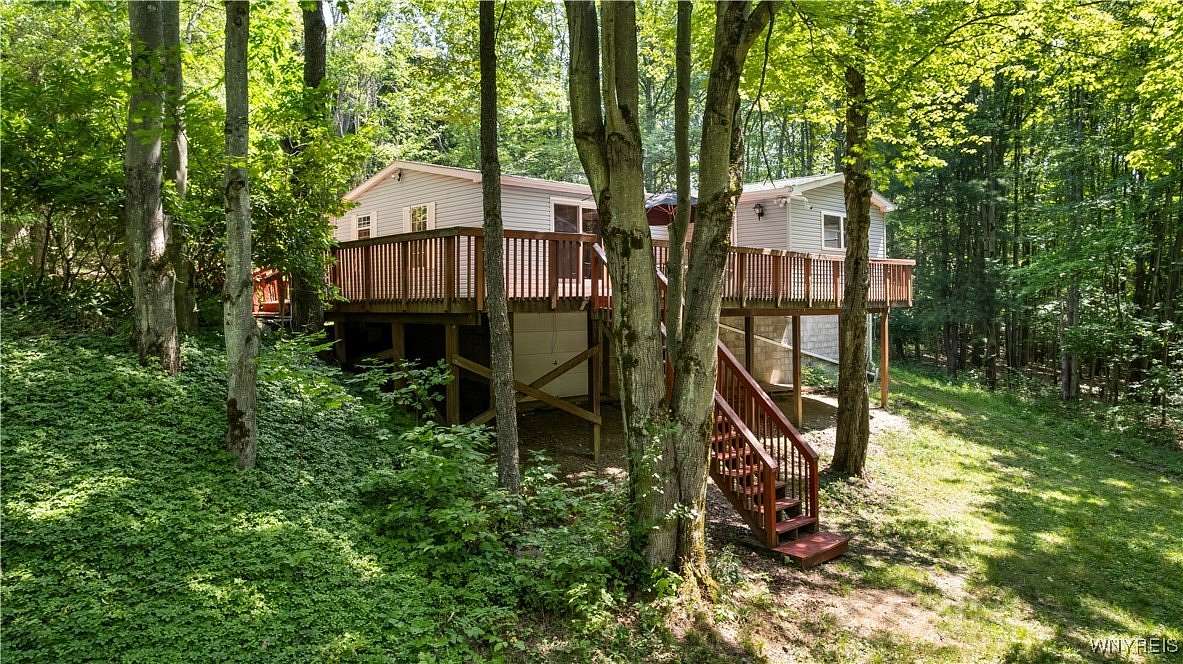 15 Acres of Improved Land for Sale in Hinsdale, New York