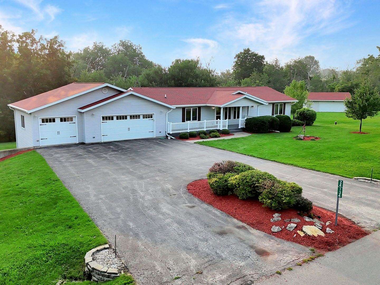 5 Acres of Land with Home for Sale in Lanark, Illinois