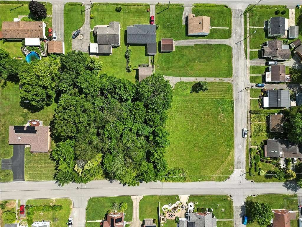 0.74 Acres of Residential Land for Sale in New Castle, Pennsylvania