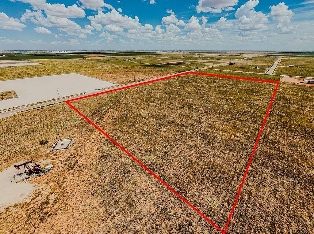 8.12 Acres of Commercial Land for Sale in Seminole, Texas