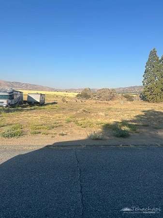 0.55 Acres of Residential Land for Sale in Tehachapi, California