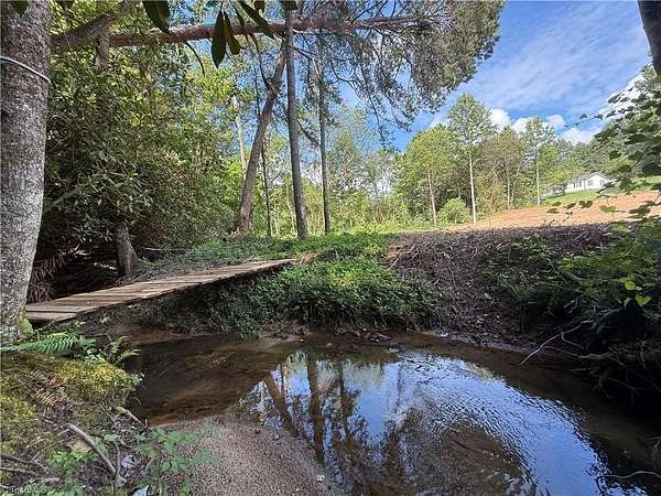 1.25 Acres of Residential Land for Sale in Statesville, North Carolina