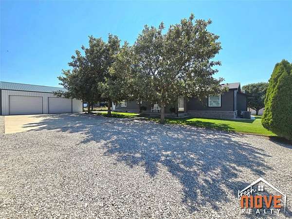 2.5 Acres of Residential Land with Home for Sale in Copeland, Kansas