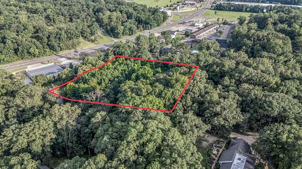 2.1 Acres of Residential Land for Sale in Columbus, Mississippi
