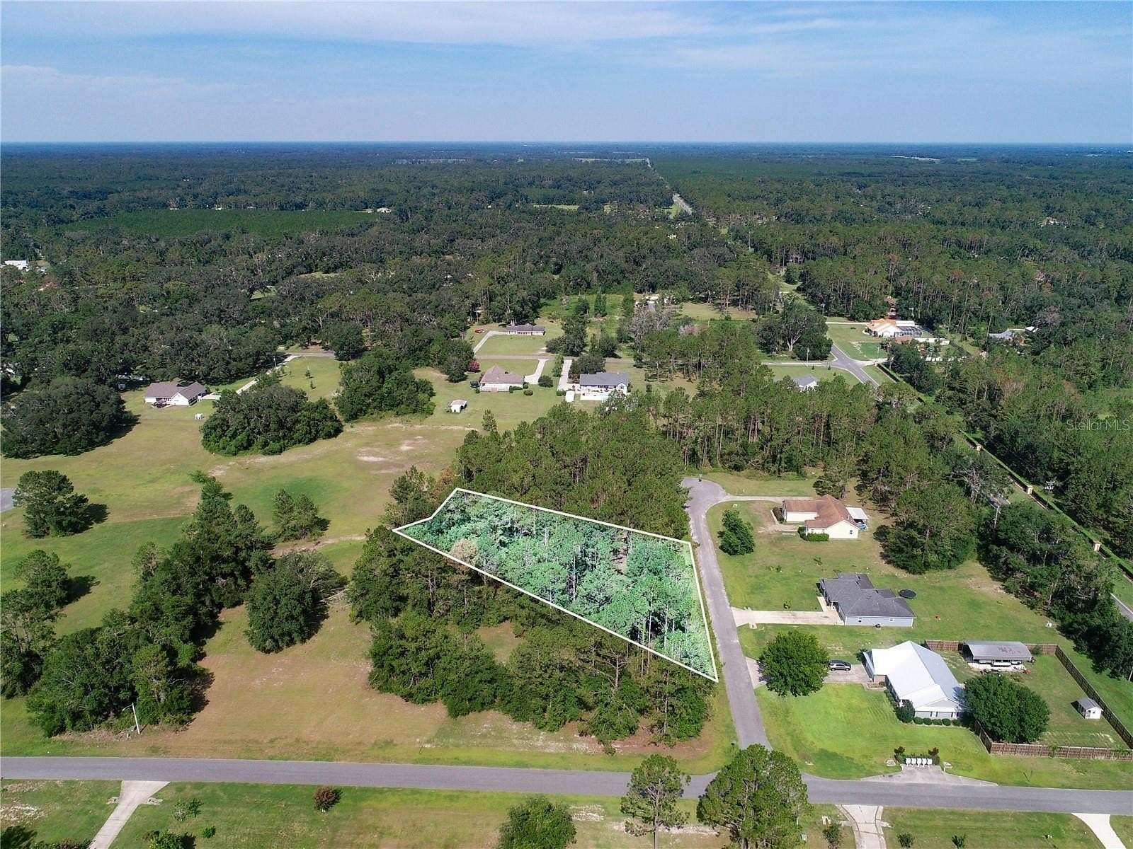 1 Acre of Residential Land for Sale in Live Oak, Florida