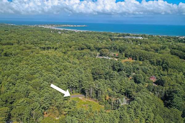 1 Acre of Residential Land for Sale in York Town, Maine