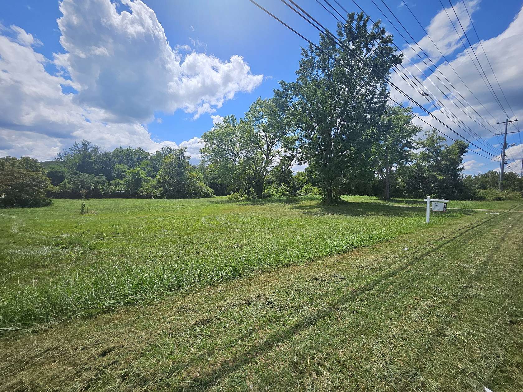 1.3 Acres of Residential Land for Sale in Murfreesboro, Tennessee