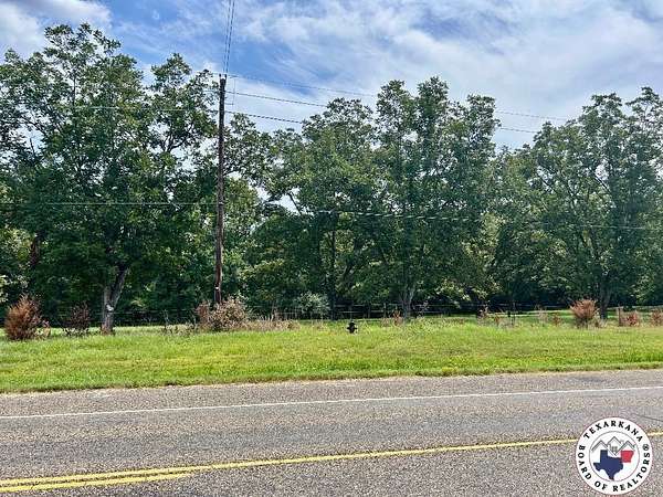 3 Acres of Residential Land for Sale in Queen City, Texas