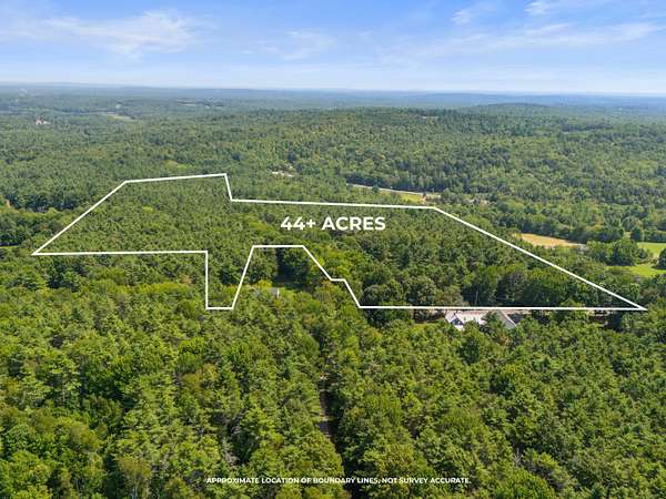 44.4 Acres of Recreational Land for Sale in Litchfield Town, Maine
