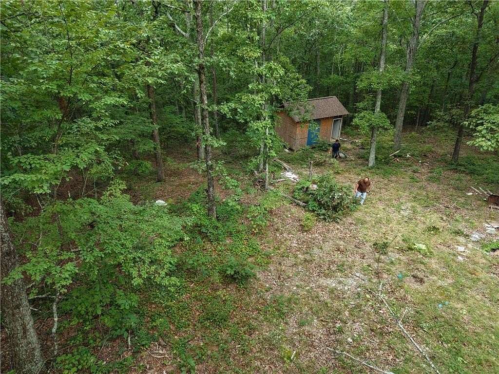 10 Acres of Land for Sale in Kingston, Georgia