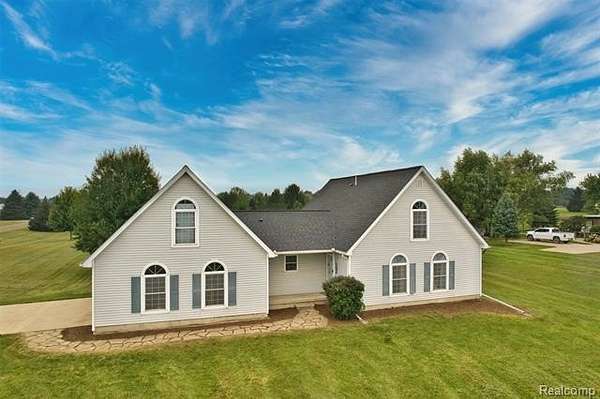 2.1 Acres of Residential Land with Home for Sale in Manchester, Michigan