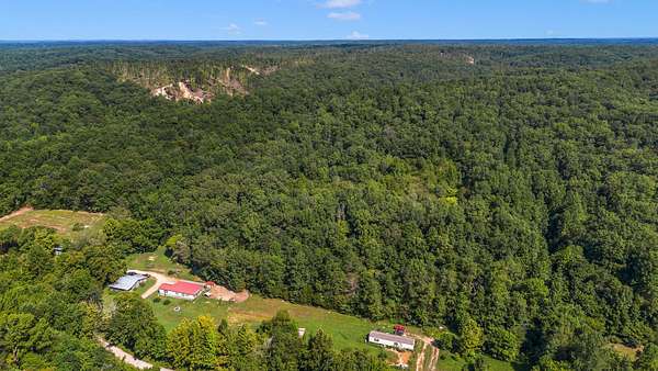 18 Acres of Land for Sale in Centerville, Tennessee