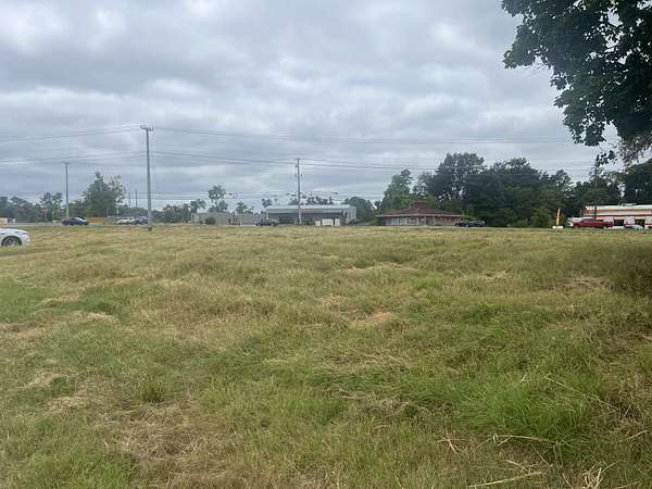 0.7 Acres of Commercial Land for Sale in Clarksville, Tennessee