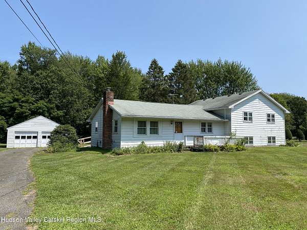 4.76 Acres of Residential Land with Home for Sale in Germantown, New York