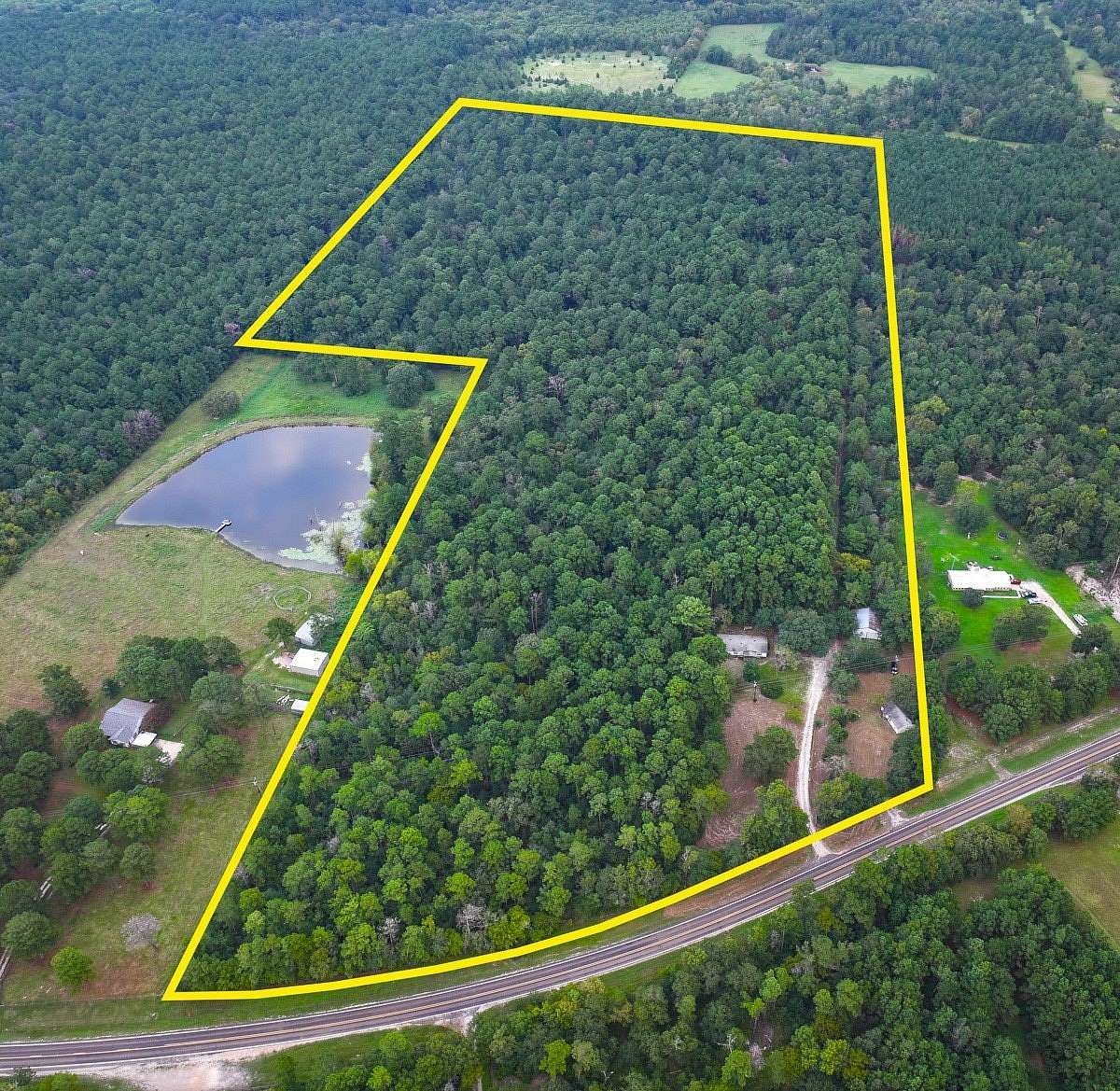52.8 Acres of Land with Home for Sale in Huntsville, Texas