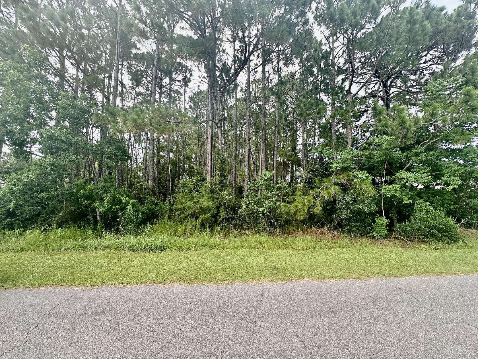 0.46 Acres of Residential Land for Sale in Navarre, Florida