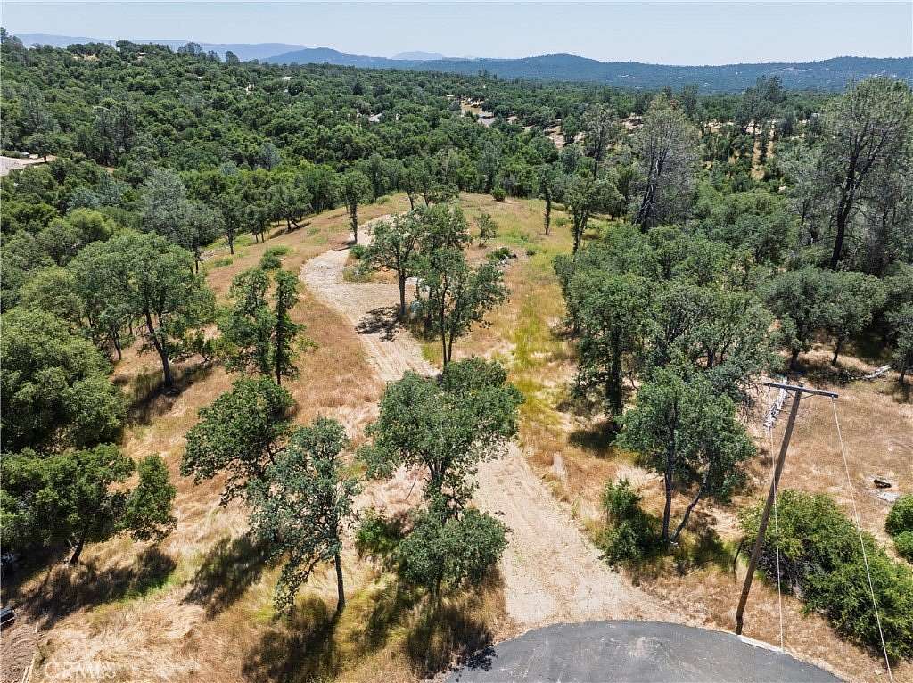 3.87 Acres of Residential Land for Sale in Coarsegold, California