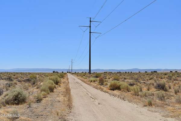 2.54 Acres of Land for Sale in Antelope Acres, California