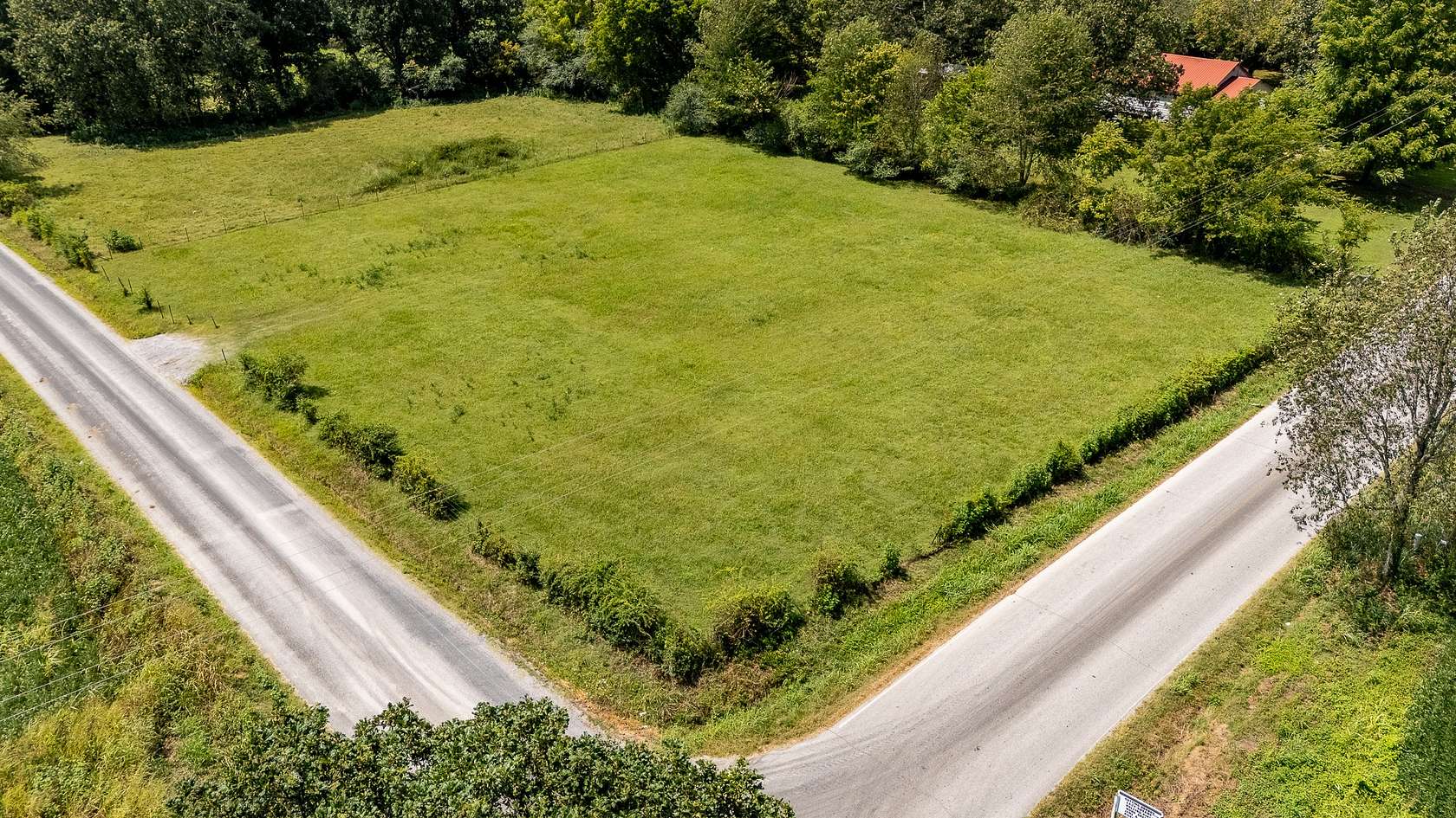 1 Acre of Residential Land for Sale in Ethridge, Tennessee