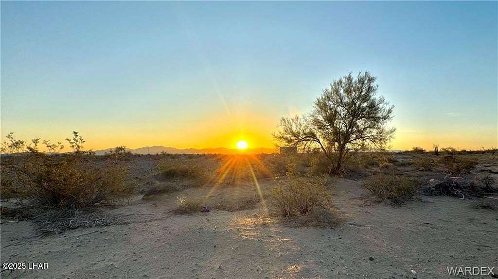 2.5 Acres of Residential Land for Sale in Yucca, Arizona